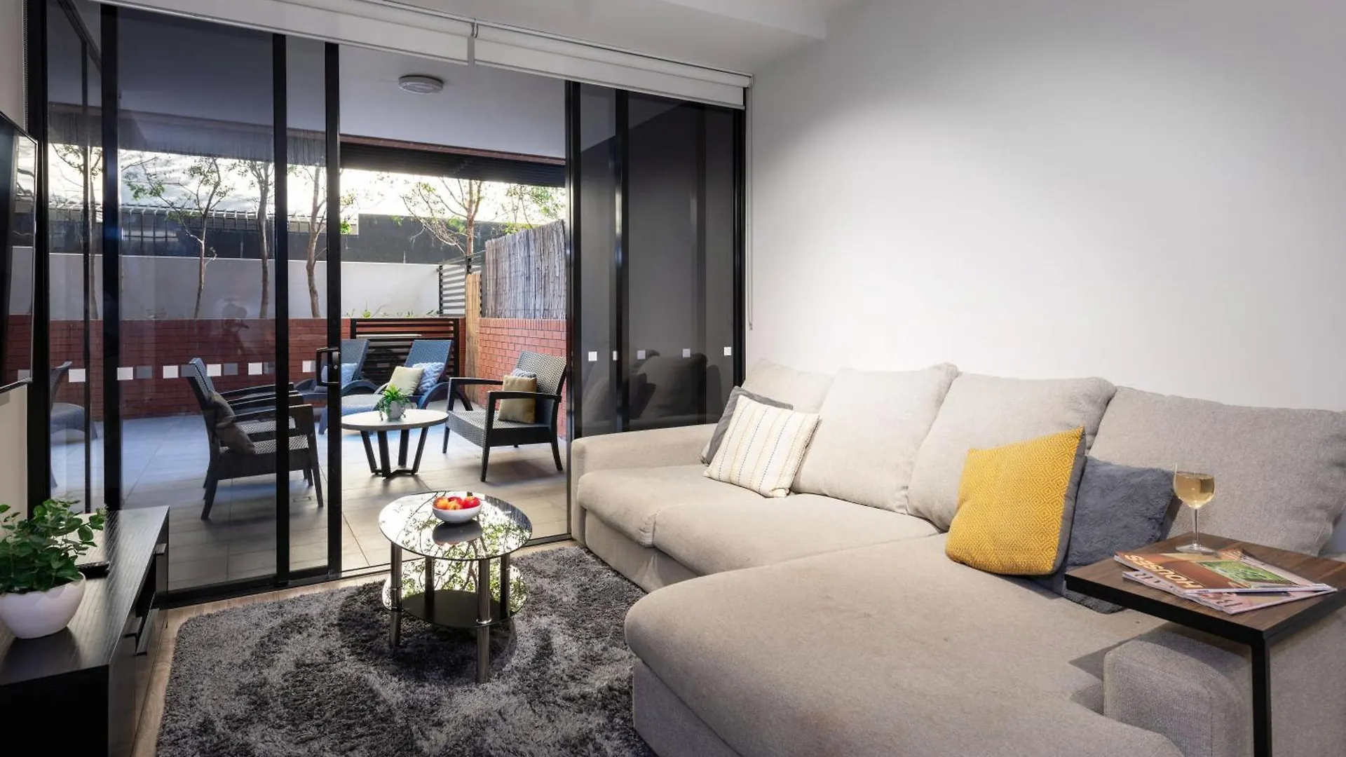 Arena Apartments By Cllix Brisbane